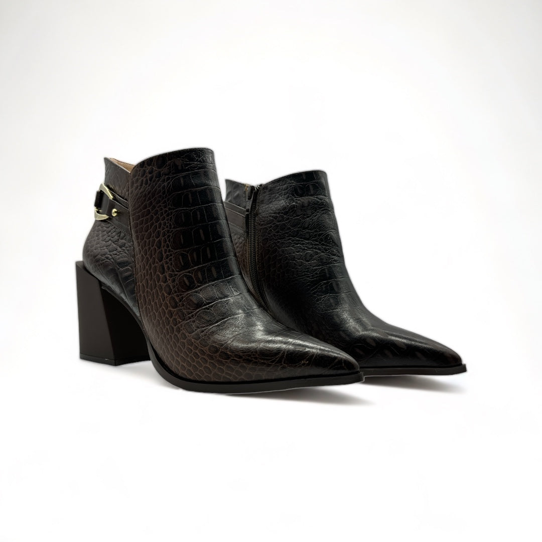 Botin Felipe Rivera 41001 Cafe
