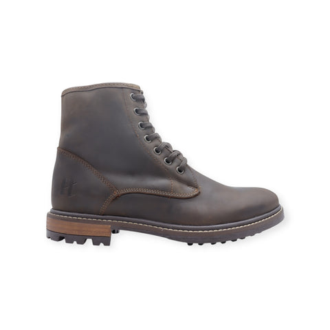 PLANE ONE CRAZY CAFÉ