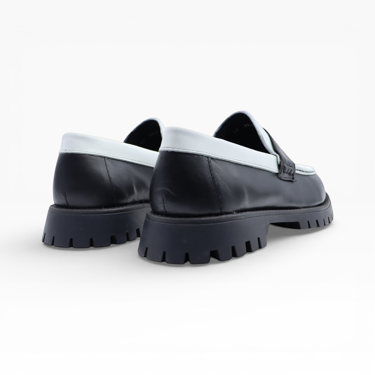 PENNY TRACK NEGRO BLANCO