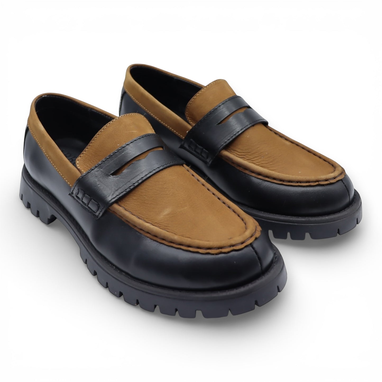 PENNY TRACK NEGRO ARENA